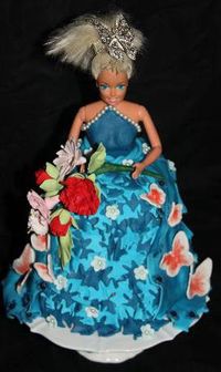 3D Barbie Torte in blau - Cook&#039;n&#039;Bake by Anika Heer